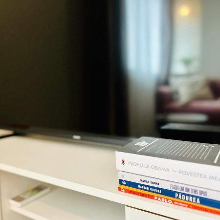 Ultracentral Lux Boutique 1Br Ap Near Subway Bukarest Eksteriør billede