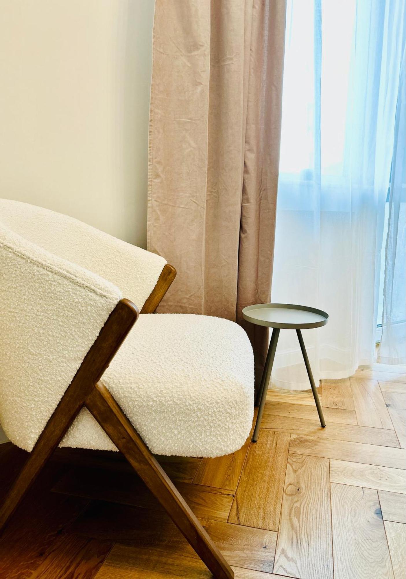 Ultracentral Lux Boutique 1Br Ap Near Subway Bukarest Eksteriør billede