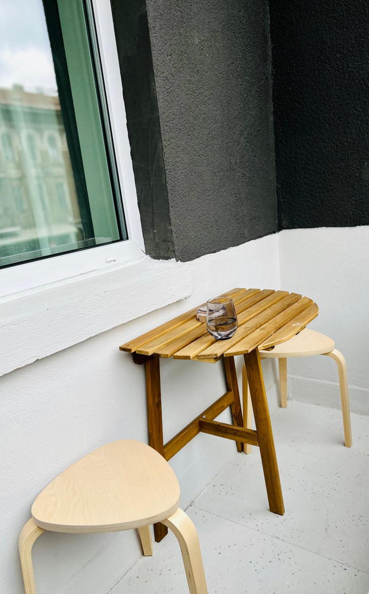 Ultracentral Lux Boutique 1Br Ap Near Subway Bukarest Eksteriør billede